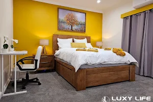 Luxy Life Accommodations image