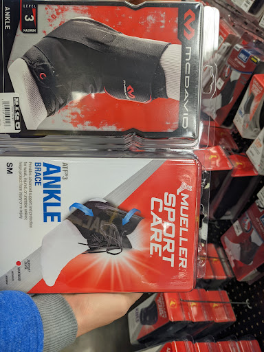 Sporting Goods Store «Big 5 Sporting Goods», reviews and photos, 101 N Milwaukee St, Boise, ID 83704, USA