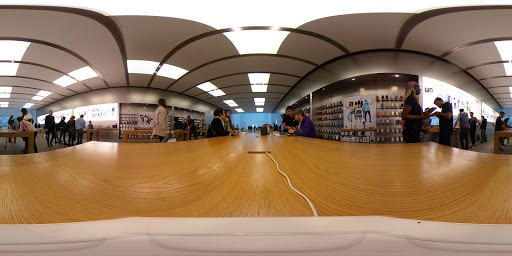 Computer Store «Apple Georgetown», reviews and photos, 1229 Wisconsin Ave NW, Washington, DC 20007, USA