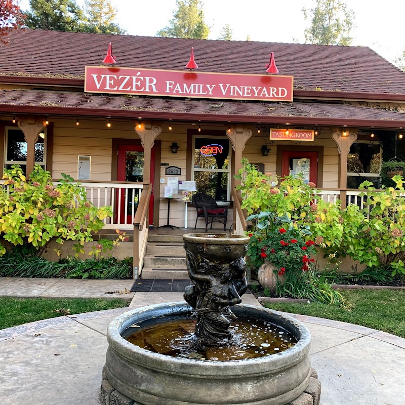 Vezer's Family Vineyard