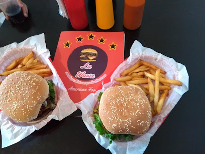 La Wawa Burger - Blvrd E. Sánchez Piedras 106-A, Centro, 90300 Apizaco, Tlax., Mexico