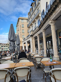 Atmosphère du Restaurant italien Prima Les Colonnes à Biarritz - n°9