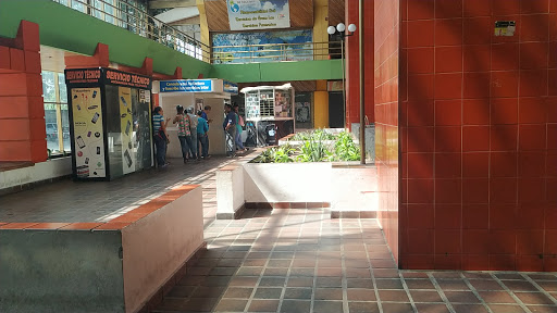 Caribbean Plaza