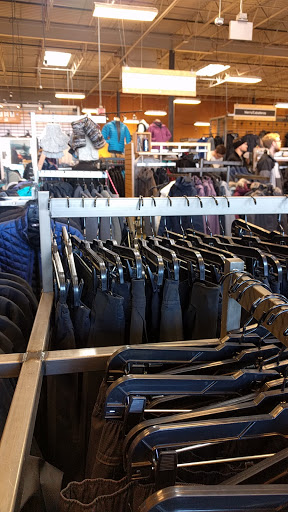 Camping Store «REI», reviews and photos, 11581 Fountains Dr, Maple Grove, MN 55369, USA