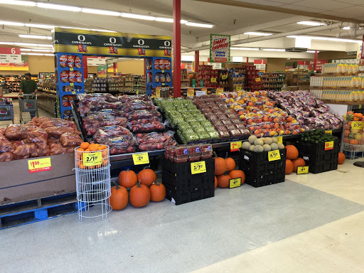 Grocery Store «Grocery Outlet Bargain Market», reviews and photos, 52115 SW Chinook Plaza, Scappoose, OR 97056, USA