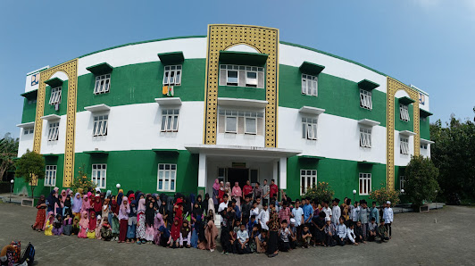 Bangunan - SMK AL HIKAM Kab. Madiun