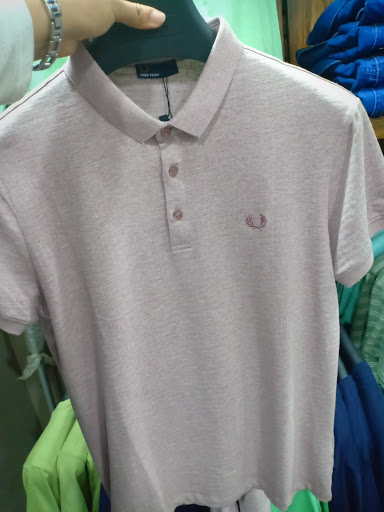 Stores to buy men's white shirts Cairo