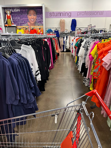 Clothing Store «K&G Fashion Superstore», reviews and photos, 4009 W Airport Fwy, Irving, TX 75062, USA