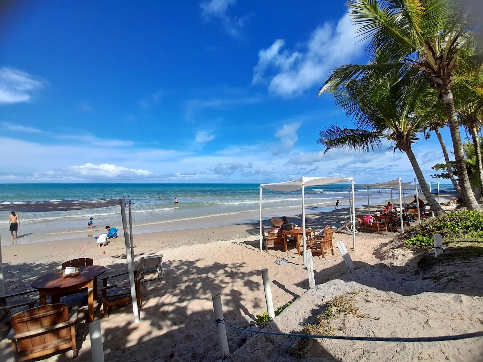 Photo de Plage de Barra do Cahy zone des équipements