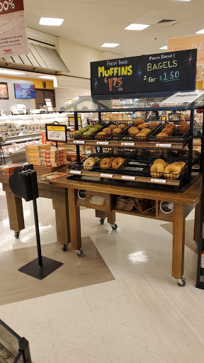 Grocery Store «Ingles Market», reviews and photos, 220 N Highland Lake Rd, Flat Rock, NC 28731, USA