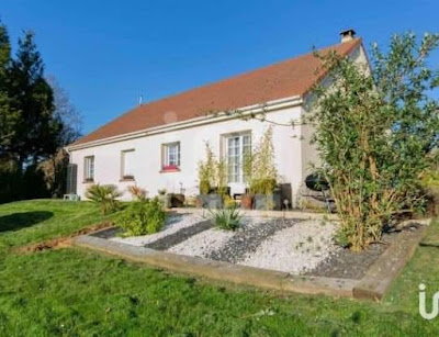 Cathy Bornerie iad france votre conseiller en immobilier à Beuzeville