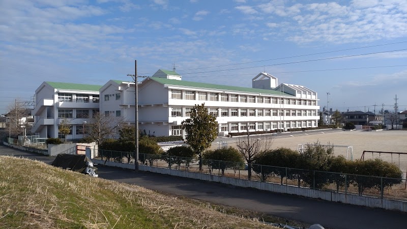 清須市立桃栄小学校