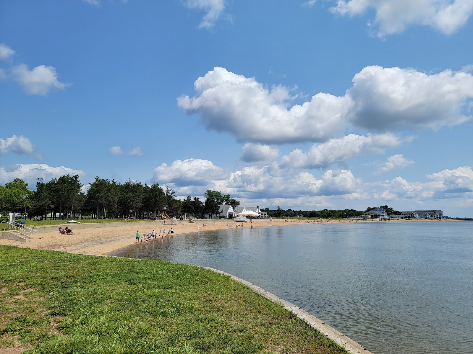 Foto di Madison Country con una superficie del acqua blu