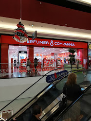 Perfumes & Companhia - Leiria Shopping
