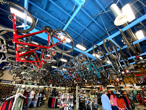 Bicycle Store «Bicycle Centres of Everett», reviews and photos, 4707 Evergreen Way, Everett, WA 98203, USA