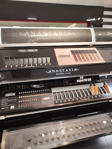 Cosmetics Store «SEPHORA», reviews and photos, 364 Maine Mall Rd, South Portland, ME 04106, USA