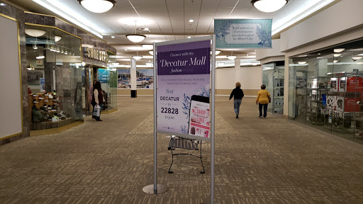 Shopping Mall «Decatur Mall», reviews and photos, 1801 Beltline Rd SW, Decatur, AL 35601, USA