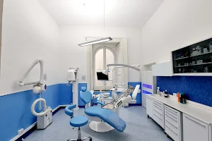 Studio Medico Dentistico Dental San image