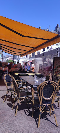 Atmosphère du Restaurant Au Bureau Boulogne sur Mer - n°7