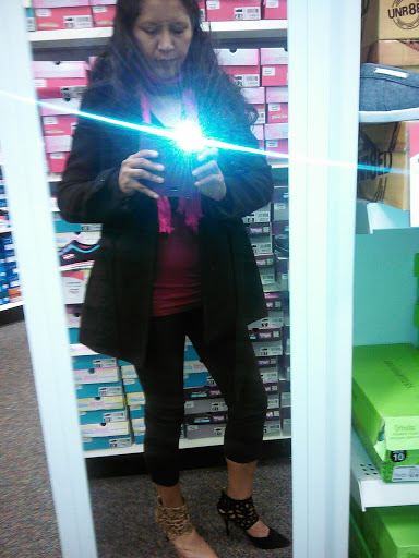 Shoe Store «Shoe Carnival», reviews and photos, 7001 Cermak Rd, Berwyn, IL 60402, USA