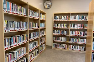 Gulf Breeze Library image