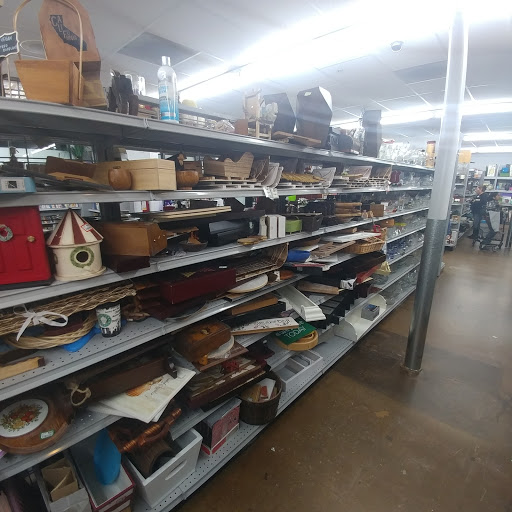 Thrift Store «Goodwill Store & Donation Center», reviews and photos, 634 N Brea Blvd, Brea, CA 92821, USA