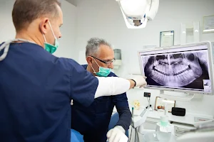 Studio dentistico Dr Cabras Dr Giovacchini image