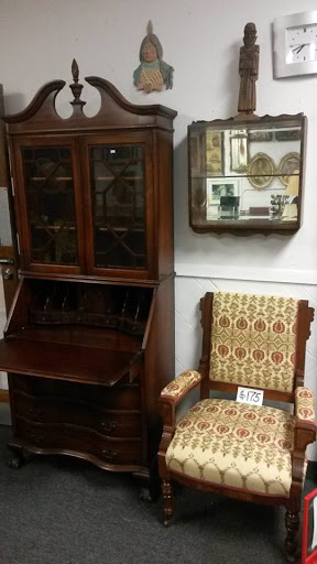 Moving Company «East End Attic», reviews and photos, 1440 Mentor Ave, Painesville, OH 44077, USA