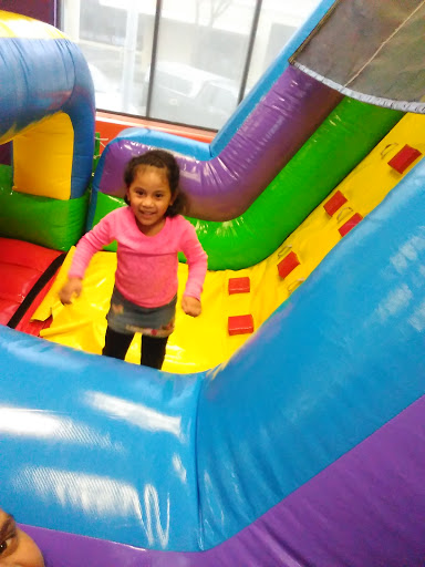 Amusement Center «S & K Wacky Indoor Bounce», reviews and photos, 202 NW 3rd St, Corvallis, OR 97330, USA