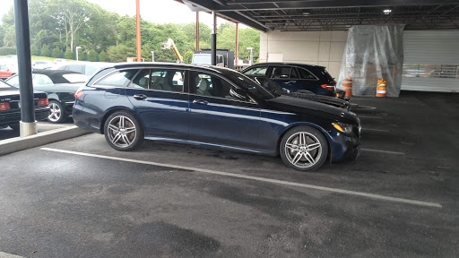 Mercedes Benz Dealer «Mercedes-Benz of Southampton», reviews and photos, 575 County Rd 39, Southampton, NY 11968, USA