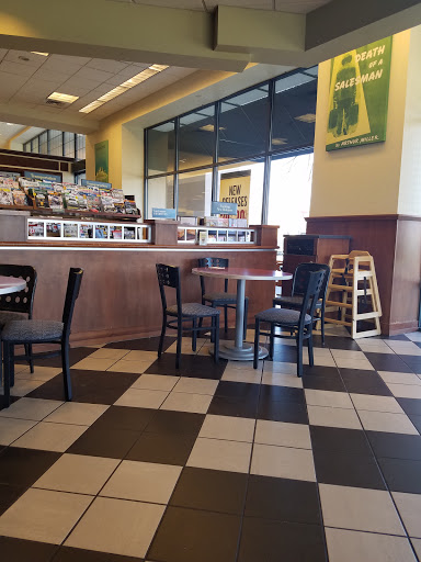 Book Store «Barnes & Noble», reviews and photos, 4100 Summit Plaza Dr, Louisville, KY 40241, USA