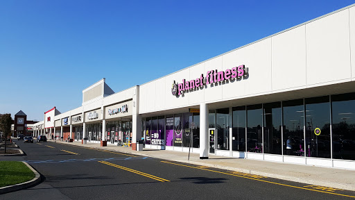 Shopping Mall «Wick Shopping Plaza», reviews and photos, 561 US-1, Edison, NJ 08817, USA