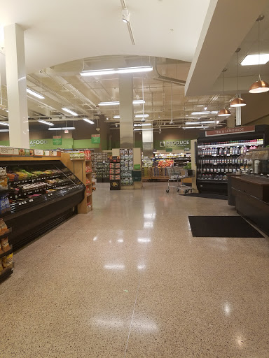 Supermarket «Publix Super Market at Plaza De Leon», reviews and photos, 106 Ponce De Leon Blvd, Miami, FL 33135, USA