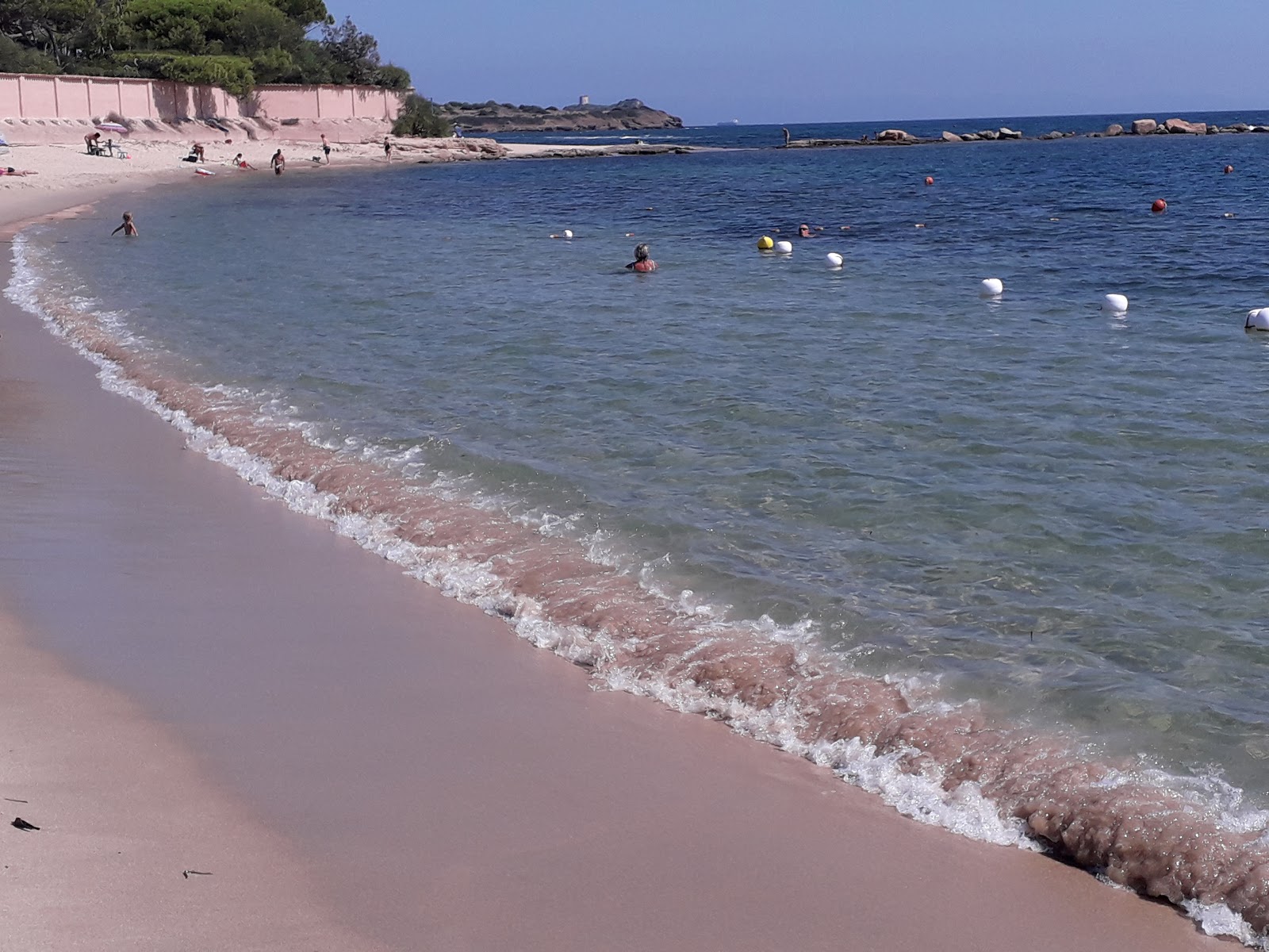 Fotografija Spiaggia di Nora priljubljeno mesto med poznavalci sprostitve