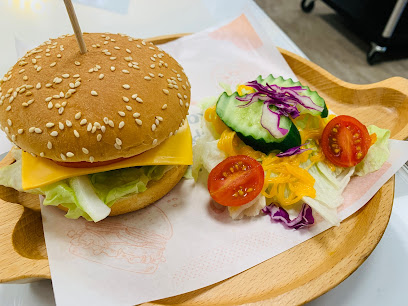 Q Burger 彰化秀传店