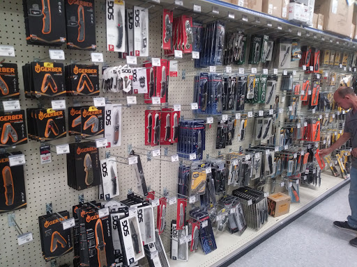 Sporting Goods Store «Academy Sports + Outdoors», reviews and photos, 6425 Garth Rd, Baytown, TX 77521, USA