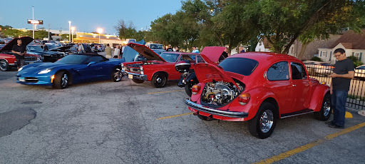 Shopping Mall «Harlem-Foster Shopping Center», reviews and photos, 7240 W Foster Ave, Chicago, IL 60656, USA