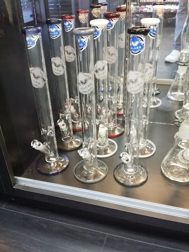 Tobacco Shop «THE GREENMILE VAPE & SMOKE SHOP», reviews and photos, 2014 W Bullard Ave, Fresno, CA 93711, USA