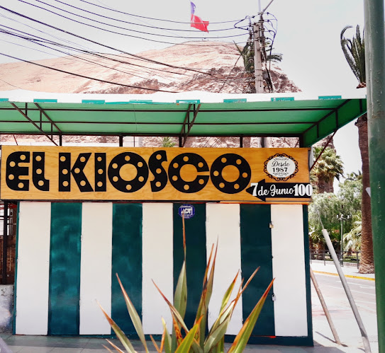 Opiniones de El kiosco calle 7 de junio 100 arica en Arica - Cafetería