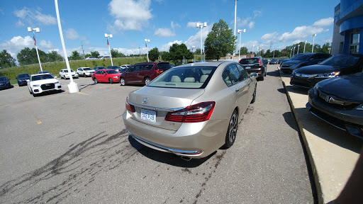 Used Car Dealer «Suburban Honda», reviews and photos, 25100 Haggerty Rd, Farmington Hills, MI 48335, USA