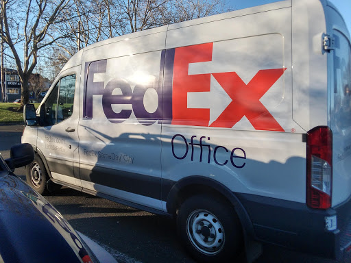 Print Shop «FedEx Office Print & Ship Center», reviews and photos, 11693 SW Beaverton Hillsdale Hwy, Beaverton, OR 97005, USA