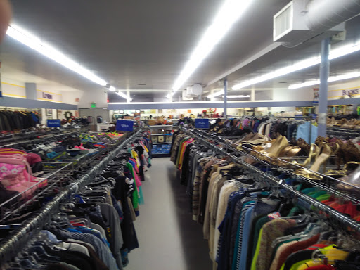 Thrift Store «Goodwill Store & Donation Center», reviews and photos, 1430 Garnet Ave, San Diego, CA 92109, USA