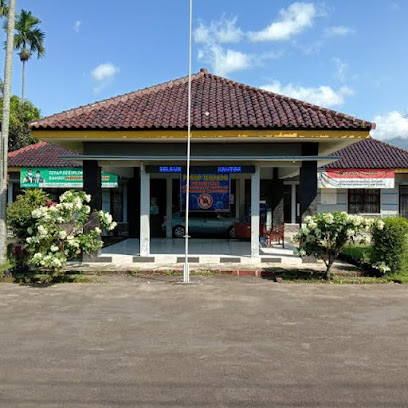 Kantor Kecamatan Kadugede