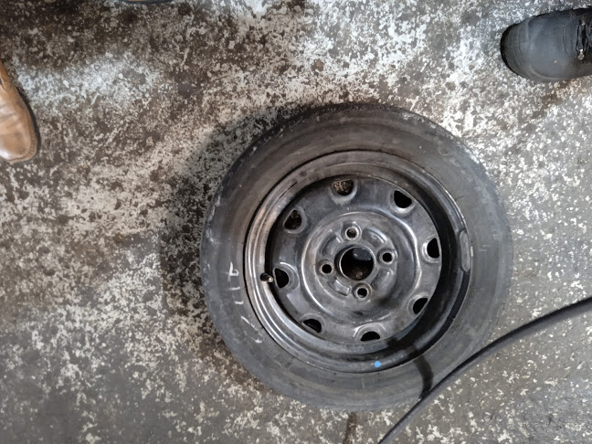 Neumáticos Millán - Sarandí del Yí