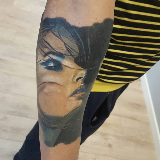 Find palm tattoo ideas for your next unique tattoo in New York at Redink Tattoo Studio