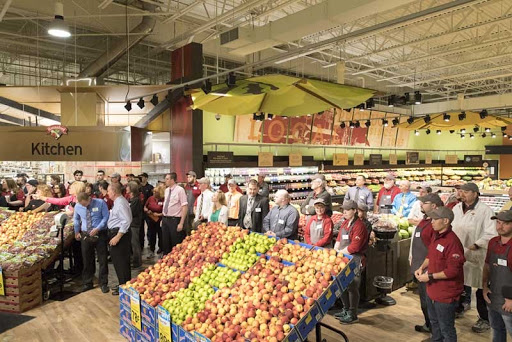 Grocery Store «Hannaford Supermarket», reviews and photos, 777 Rogers St, Lowell, MA 01852, USA