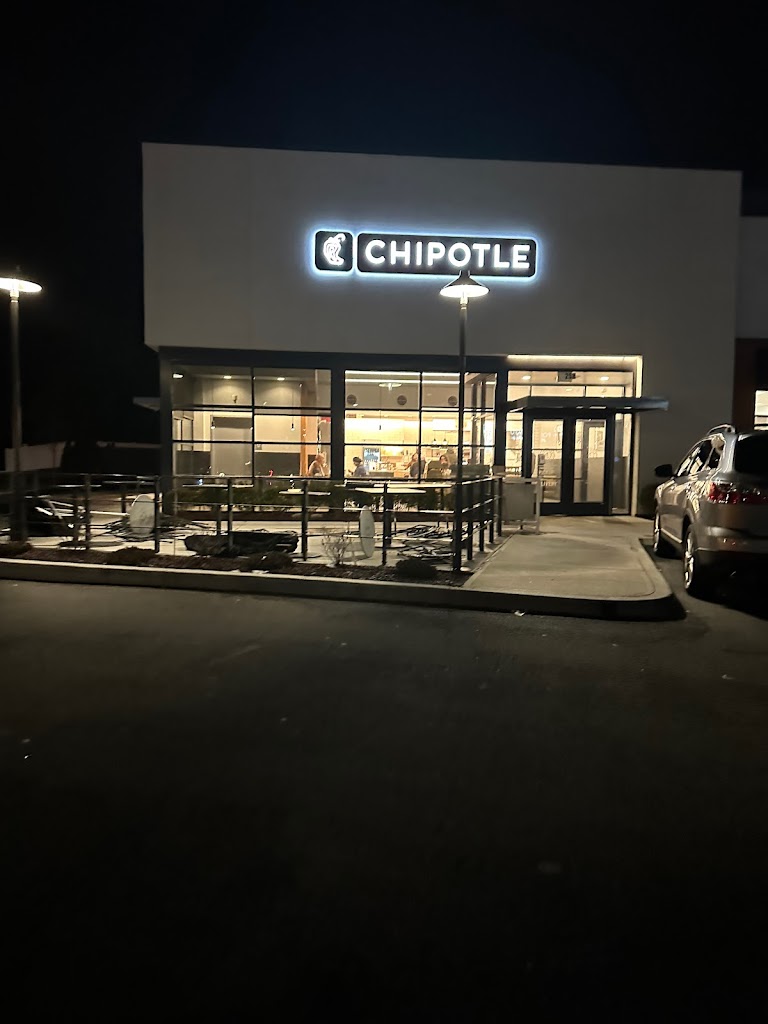 Chipotle Mexican Grill 06340