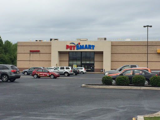 Pet Supply Store «PetSmart», reviews and photos, 1390 N Dupont Hwy, Dover, DE 19901, USA