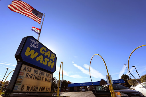 Car Wash «Tyler Car Wash», reviews and photos, 503 S Tyler Rd, St Charles, IL 60174, USA