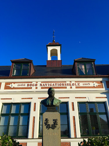 Anmeldelser af Bogø Navigationsskole i Vordingborg - Skole